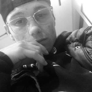 Meet your Posher, Tj